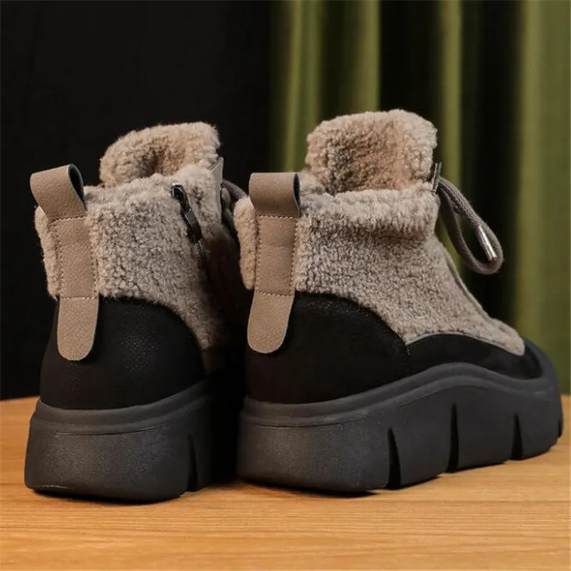 Heightened Snow Boots Women\'s Plush Winter New Women\'s Boots Versatile and Warm Thick Soled Martin Short Boots