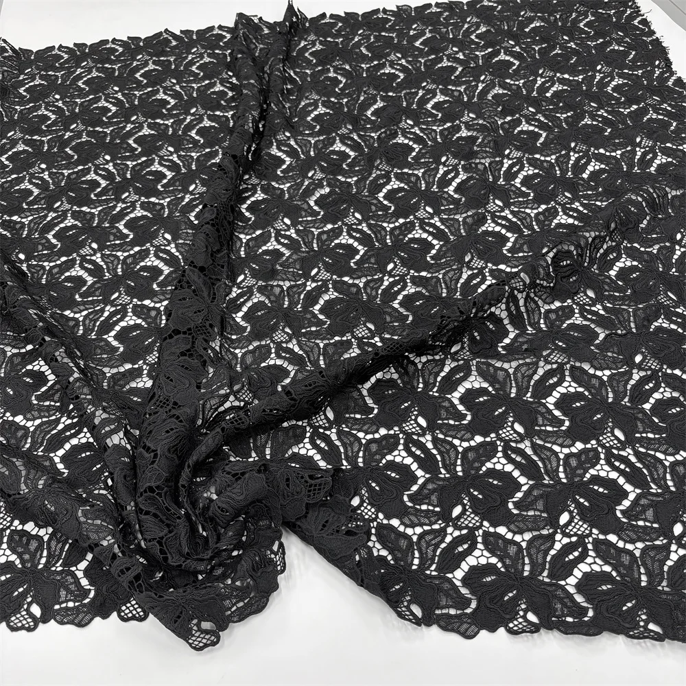Neuer Stil Nigerianische 2026 Hochwertige Spitze Wasserlösliche Bestickte Modische Weiße/Schwarze Weiche Spitzenstoffe 5 Yards – Detail 8