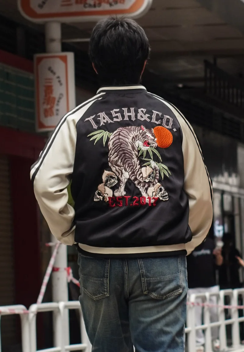 Men's Sukajan Bomber Jacket Tiger Embroidery Japanese Yokosuka Baseball Jacket