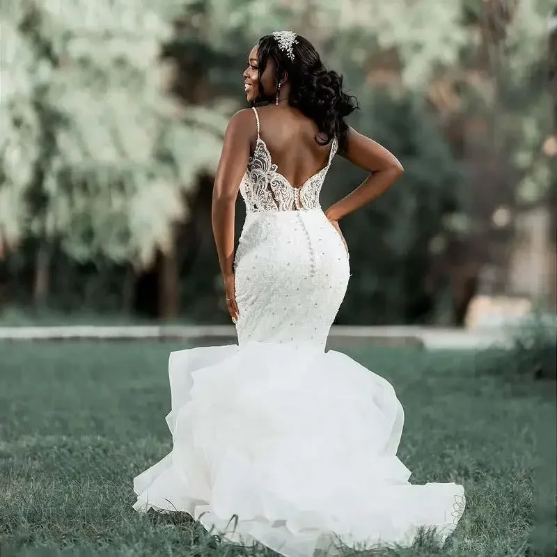 

Customized Spaghetti Straps Mermaid Wedding Dresses African Lace Appliques Beaded Bridal Gowns Ruffles Vestidos De Novia Plus Si