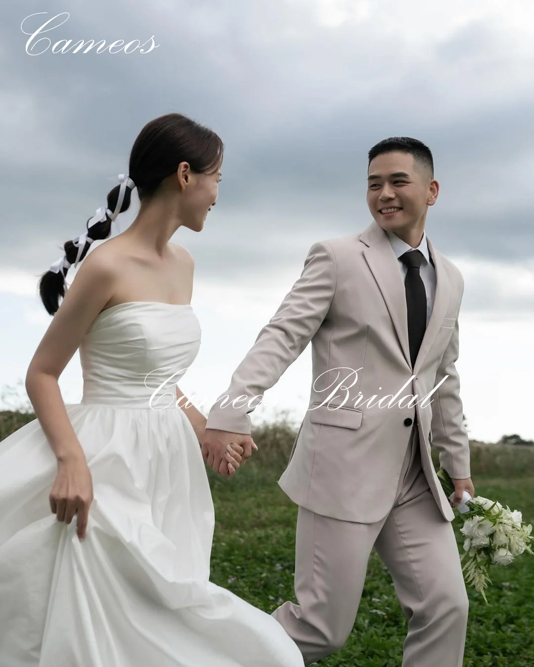 

SONDR Korea Strapless A-Line Simple Wedding Dress Custom Made Formal Bride Dress Ivory 웨딩드레스 Taffeta Wedding Gown Bridal