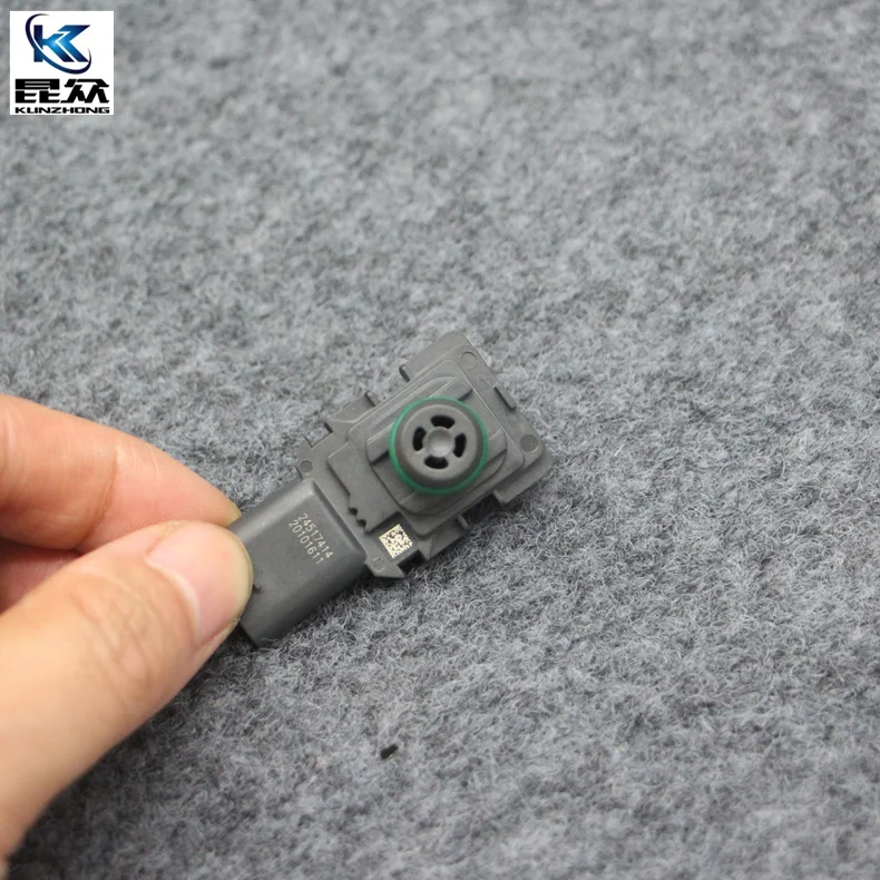 

For Audi A4 A5 A6 A8 Q7 S5 Pressure Sensor 06H 906 052 A