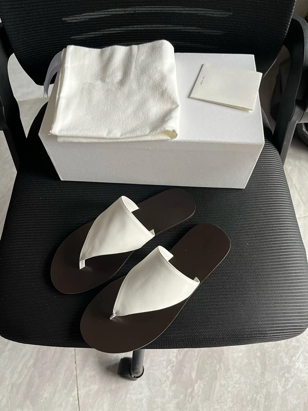 Dave&Di Nordic Minimalism Fashion Genuine Leather Flat Slippers Shoes Women Vintage Casual Pinched Sandals For Summer