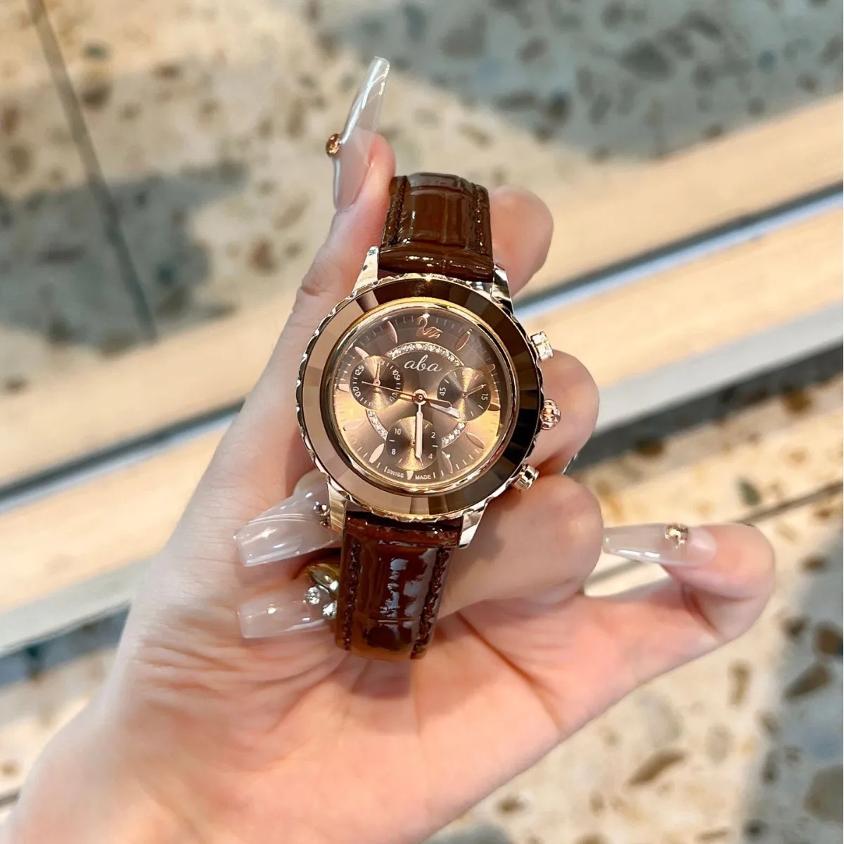 

Stylish Three-Eye Round Women's Watch Luxury relojes para damas Diamond Oversize Dial watches for woman reloj mujer