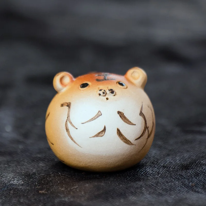 Yixing Purple Sand Tea Pet Tiger Family Cluster Small Ornaments Boutique Handmade Tea Play Tea Table Crafts Sculpture