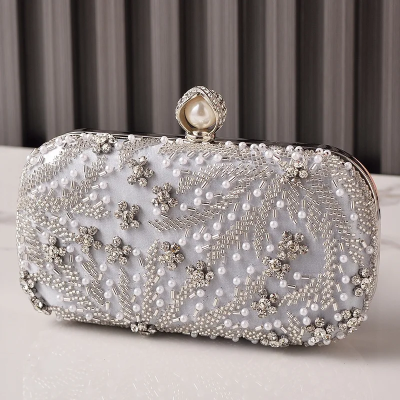 

New Pearl Embroidered Dinner Bag Woman Diamond Studded Evening Dress Clutch Bag Party Banquet Champagne Colored Bride Bag
