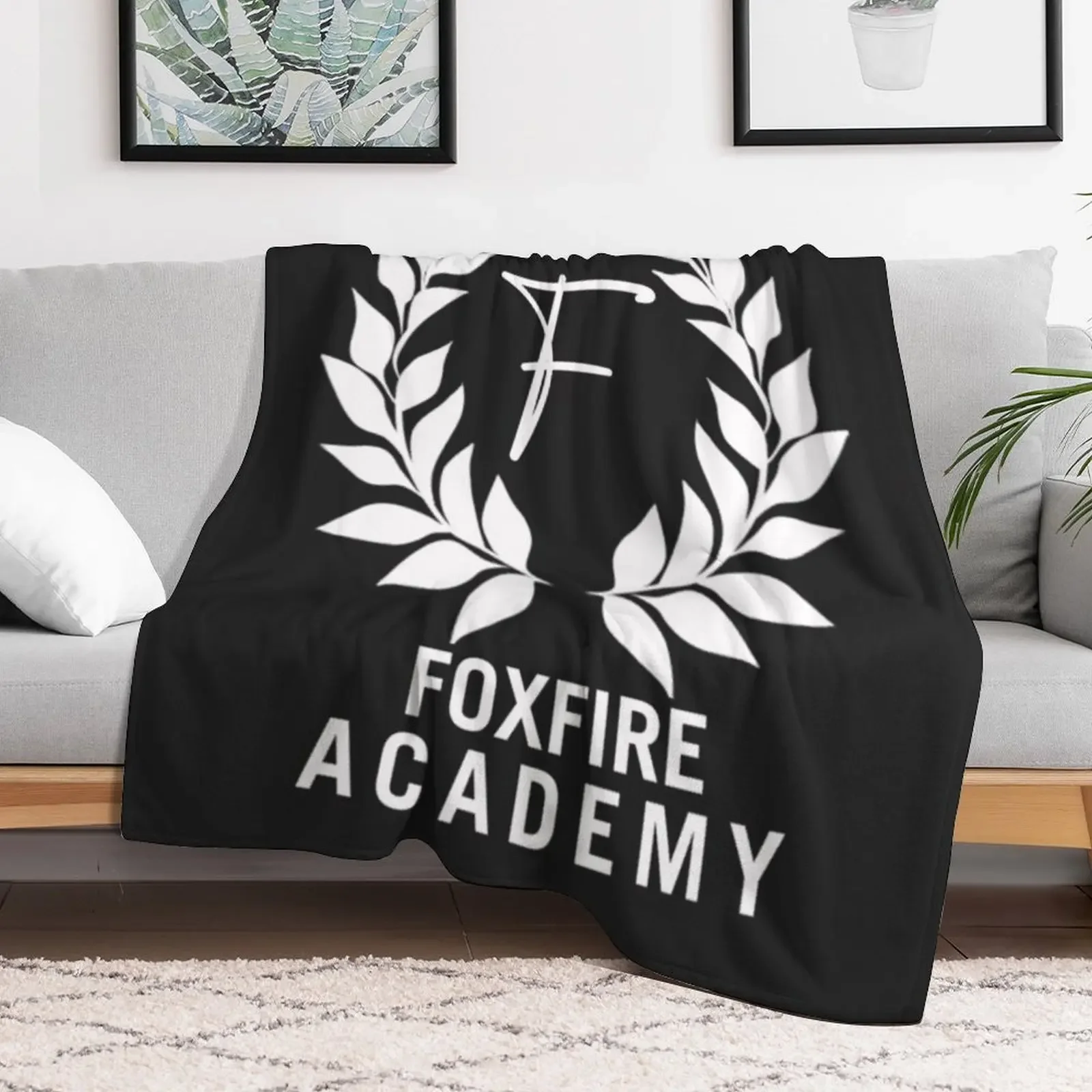 Foxfire Academy Lightweight Hoodie Throw Blanket Decorative Beds Kid'S Blankets