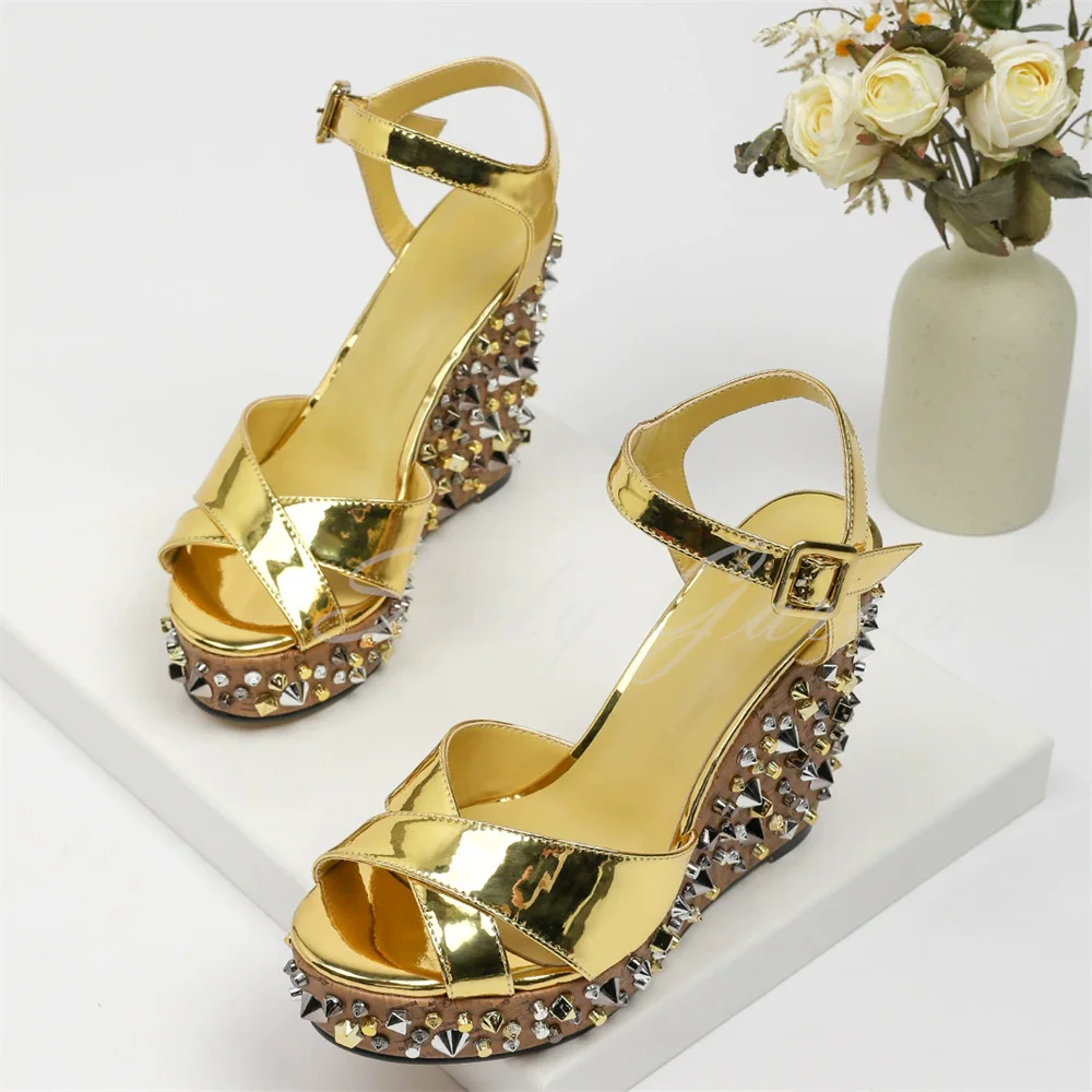 Gold Rivets Decor Wedge Heel Sandals Women Sexy Open Toe Cross Strap Height Increasing Sexy Trendy Buckle Strap Runway Shoes