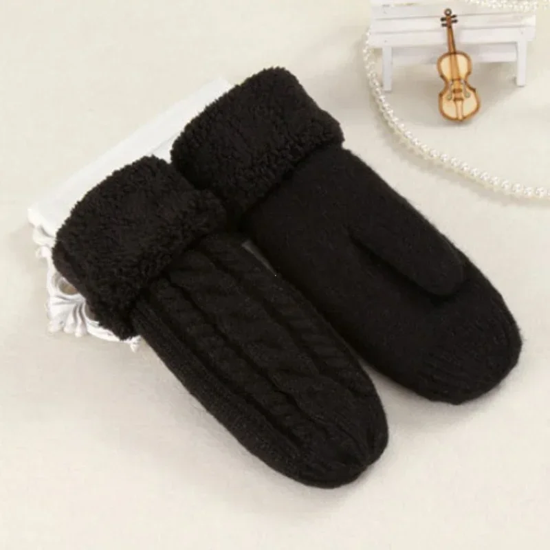 Women Fashion Knit Twist Flowers Mittens Winter Female Wool Plus Cashmere Velvet Thickening Warm Full Finger Gloves  Work Gloves