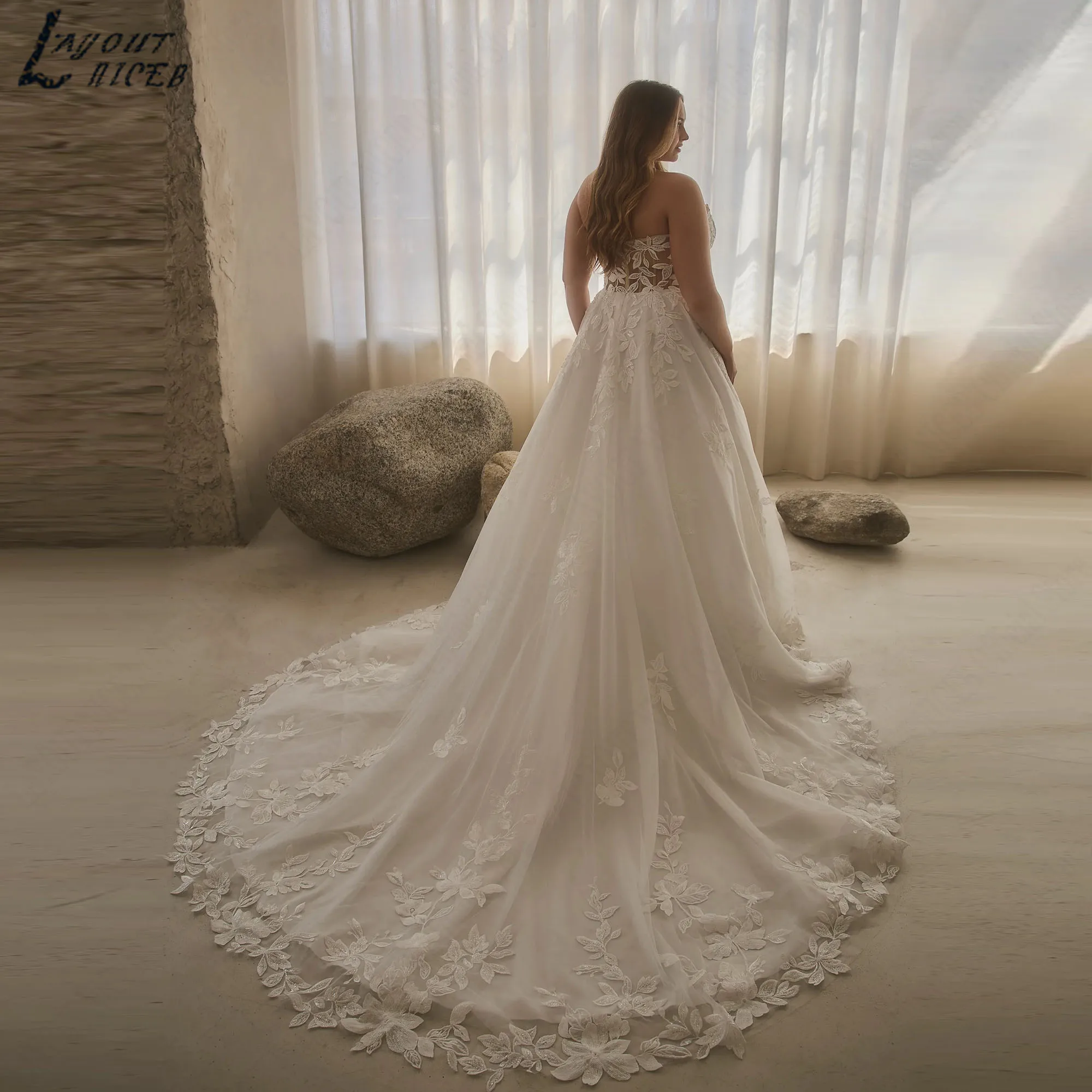 Plus Size Bridal Gown luxury 2026 Strapless Backless A-line Appliques Wedding Dress Romantic Tulle vestidos de novia Customized