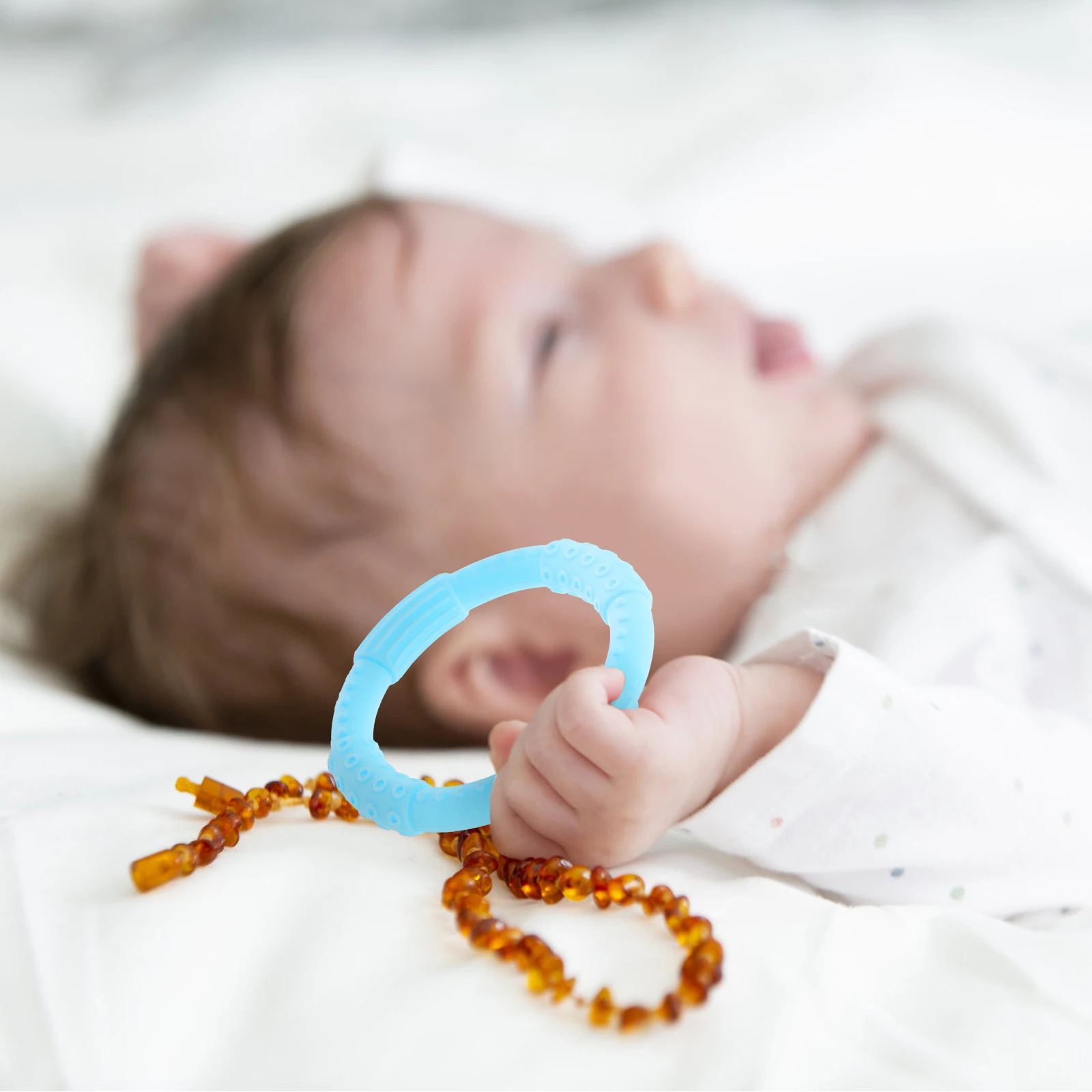 1 pc Baby Teether Bracelet Infant Silicone Teething Ring Light Weight Smooth Edges Cartoon Design Toddler Chewing Teeth Soother