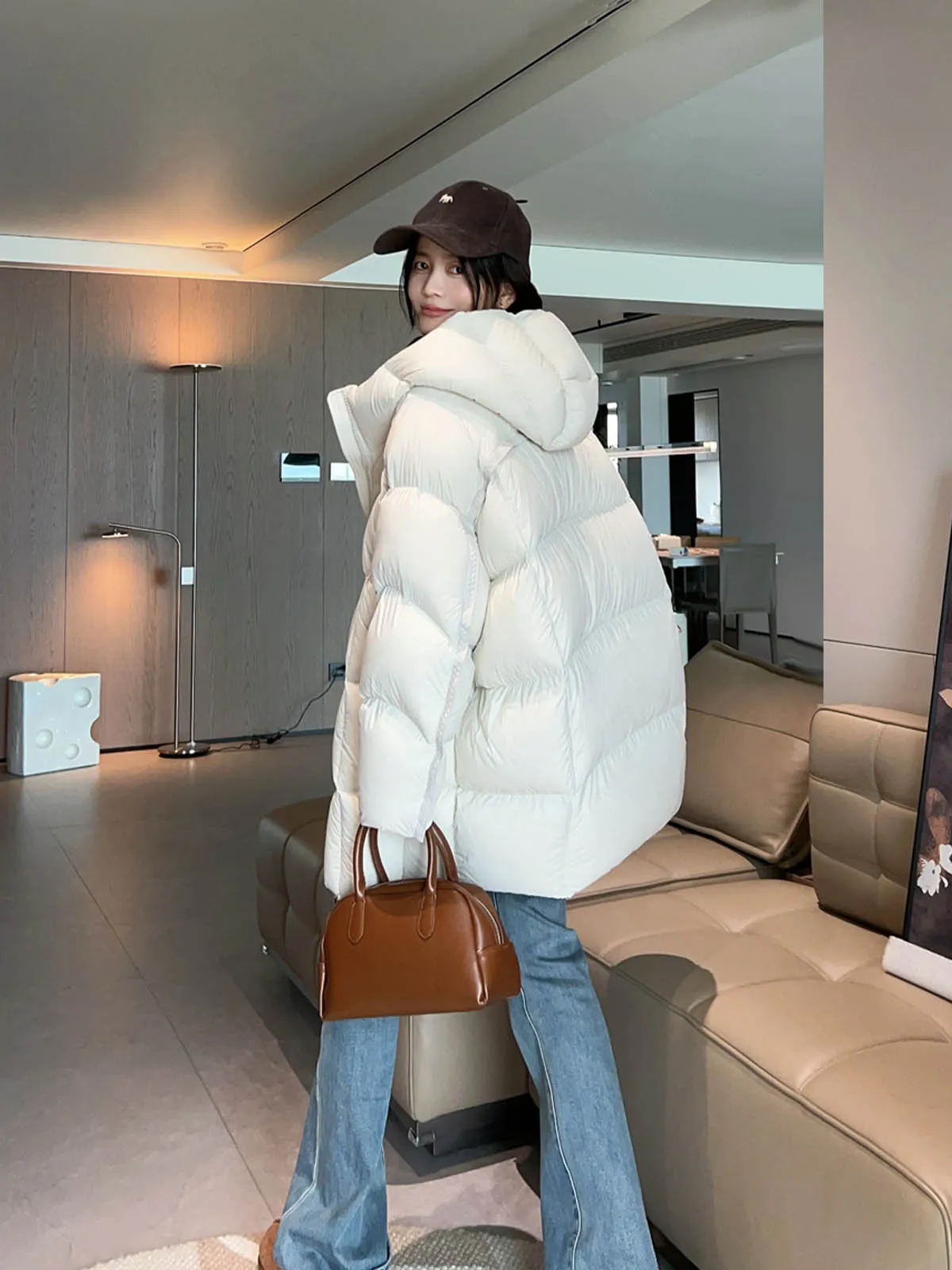 

Ultra-Soft European-Sle Women's Long Hooded down Jaet Thiened Mid-Length Faionable Korean Loose Fit Winter Coat