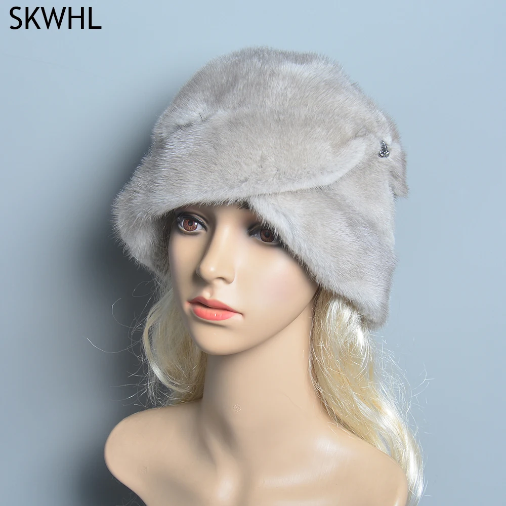 

2024 Fashion Hot Sale Russian Fur Hat Winter Warm Natural Mink Fur Hats for Women Classic Luxury Caps Earflap Bomber Hat