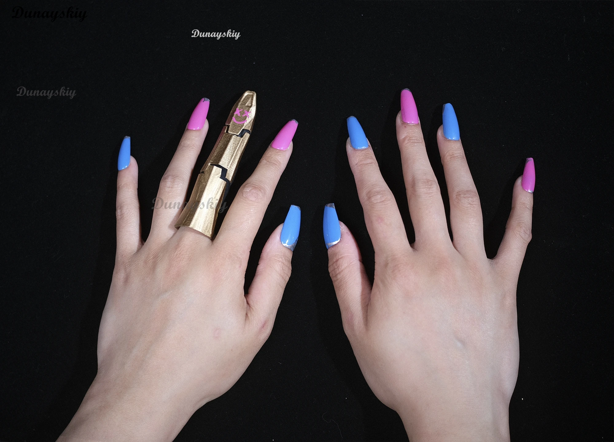 Arcane Jinx Cosplay LoL TV 2 Jinx Cosplay Nails Finger Cosplay Jinx Cosplay Prop Women Halloween Roleplay Props Customized