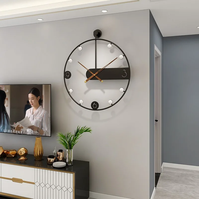 Modern Simple Metal Frame Wall Clocks Creative Silent Wall Clocks Roundness Nordic Interior Decor Valentines Day Gift Home Decor