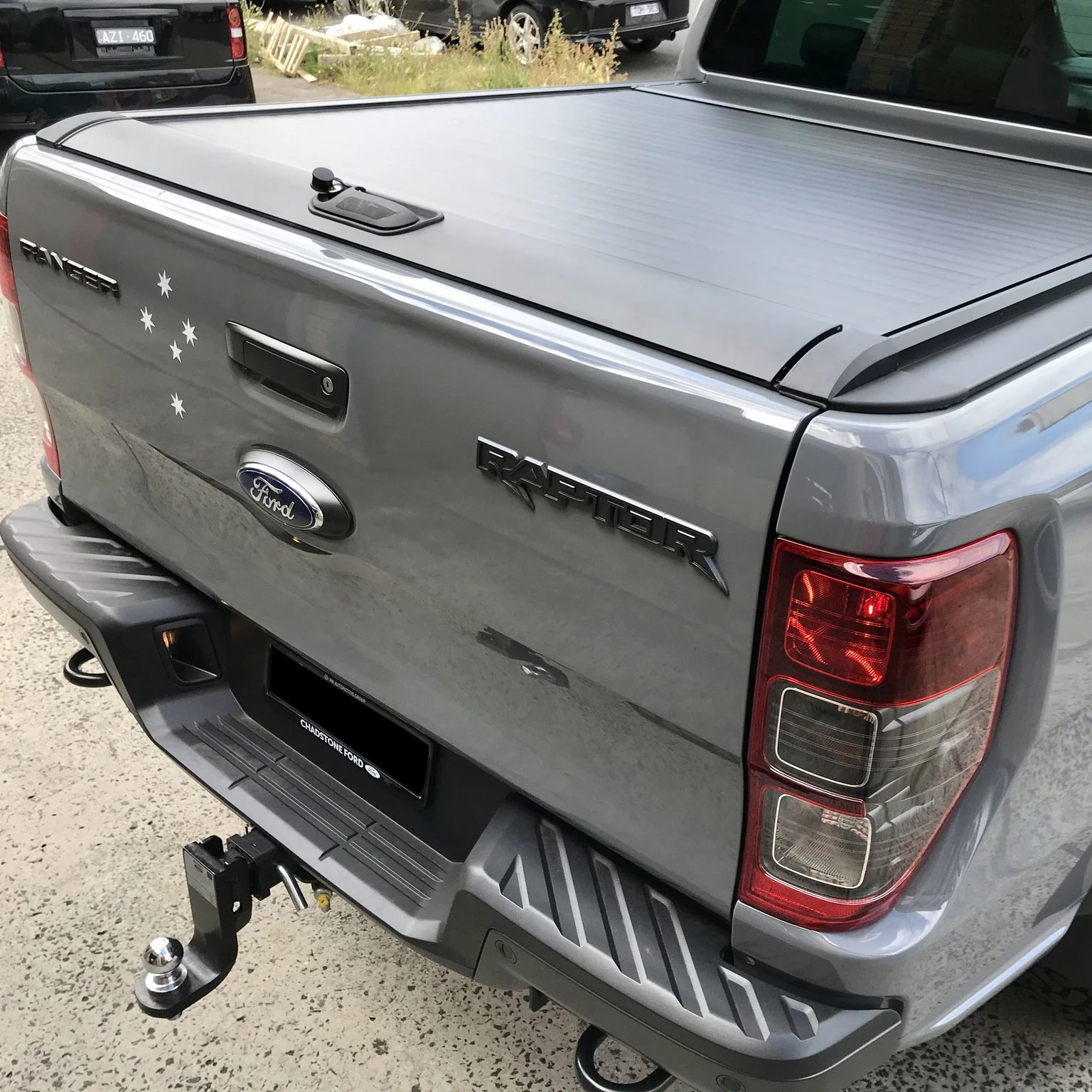 

the best pickup roller shutters cover lid for Ford Ranger T6 T7 T8 with lock,led light waterproof limited time promotion price