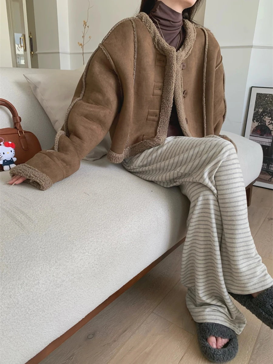 REDDACHiC Giacca bomber in pelle in pile Sherpa da donna Cappotto corto senza colletto abbottonato Capispalla casual vintage autunno inverno