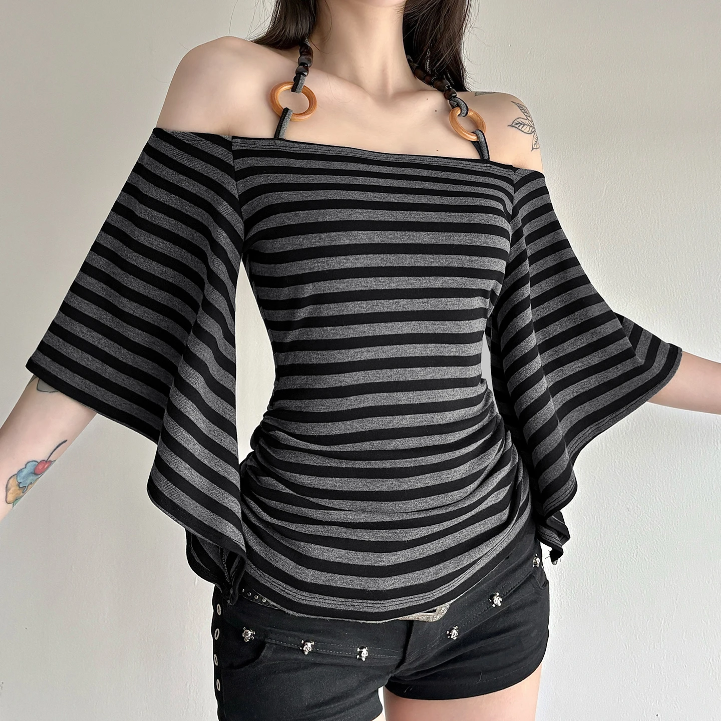 

Women's One Shoulder Wooden Beads Striped T-Shirts Halterneck Half Sleeves Y2K Street Wear Ropa Para Mujer