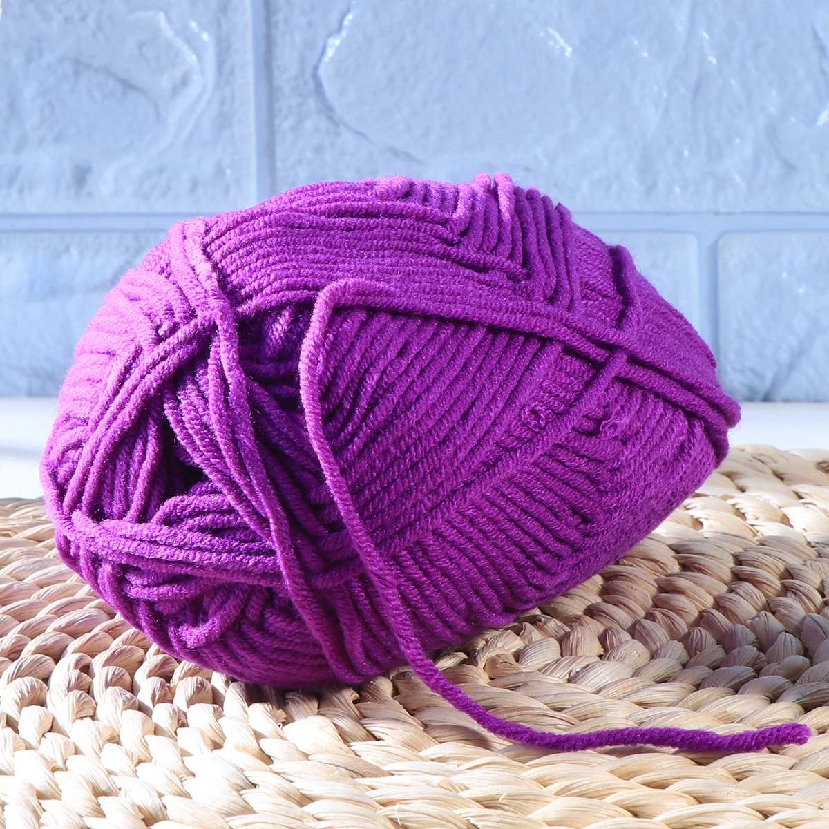 

50G Milk Cotton Yarn Chunky Hand Woven Yarn for Knitting Crochet Sweaters Shawls Scarves Soft Comfortable All Season Use