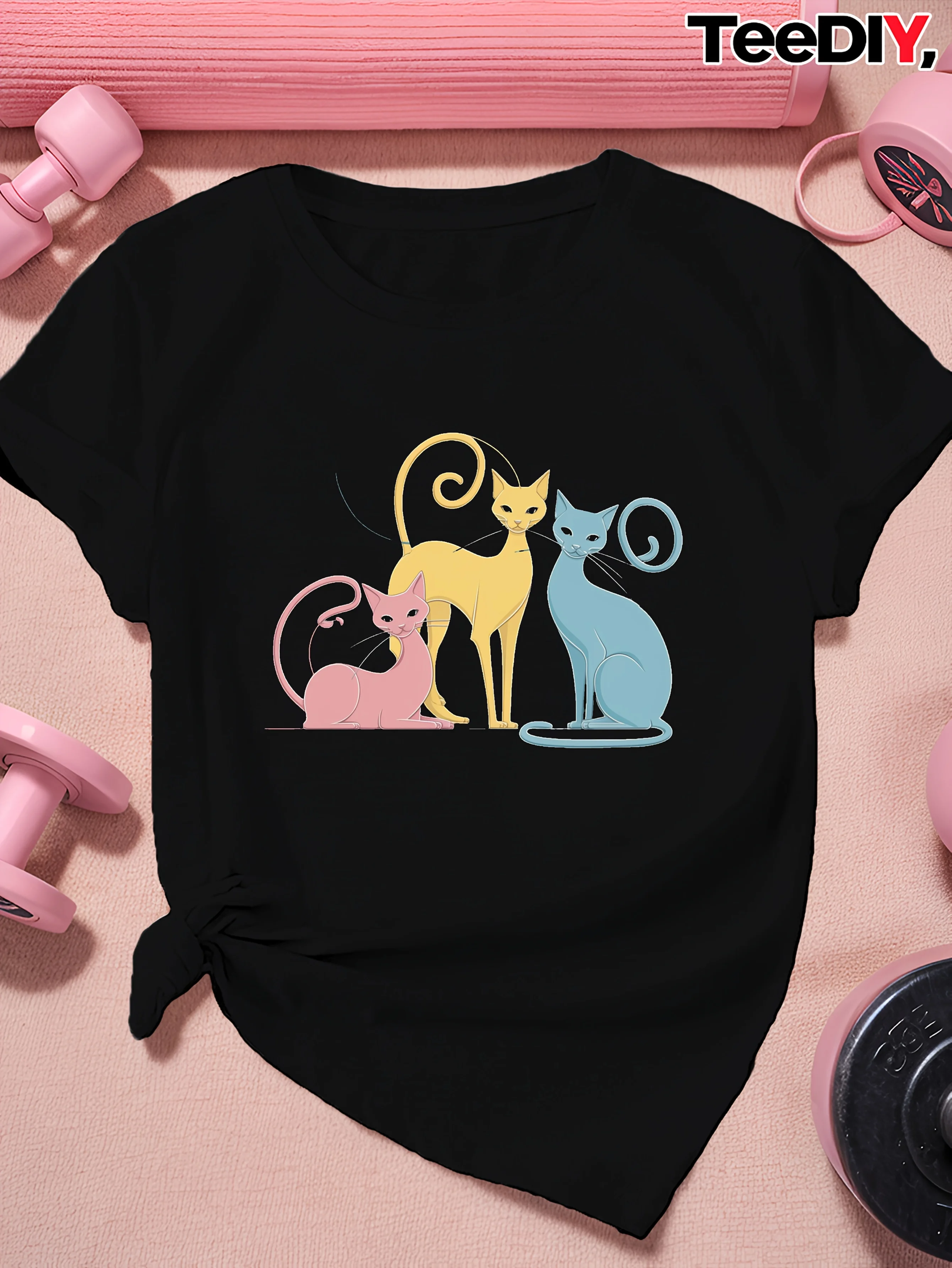 Three stylized cats illustration 150g Women's Plus Size Sports Short Sleeve T-Shirt