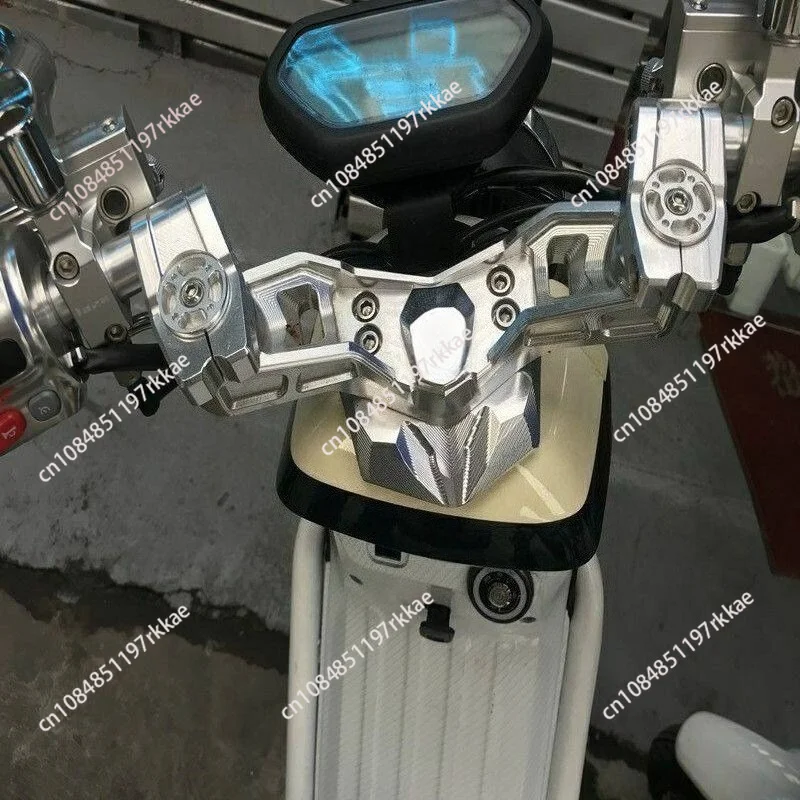 Motorcycle CNC Adjustable Steering Handlebar 7/8