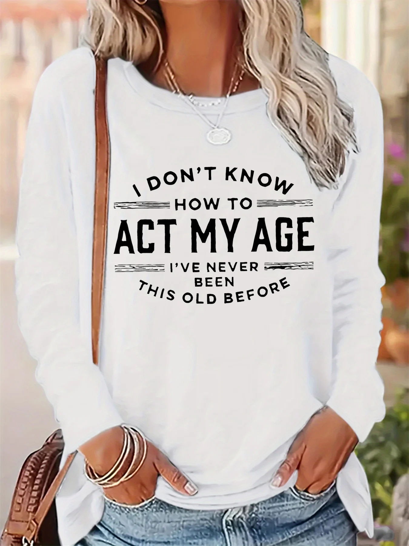 Damska koszulka z długim rękawem, okrągły dekolt, luźny krój, modny wzór z literami, 100% czysta bawełna, idealna na wiosnę i jesień.