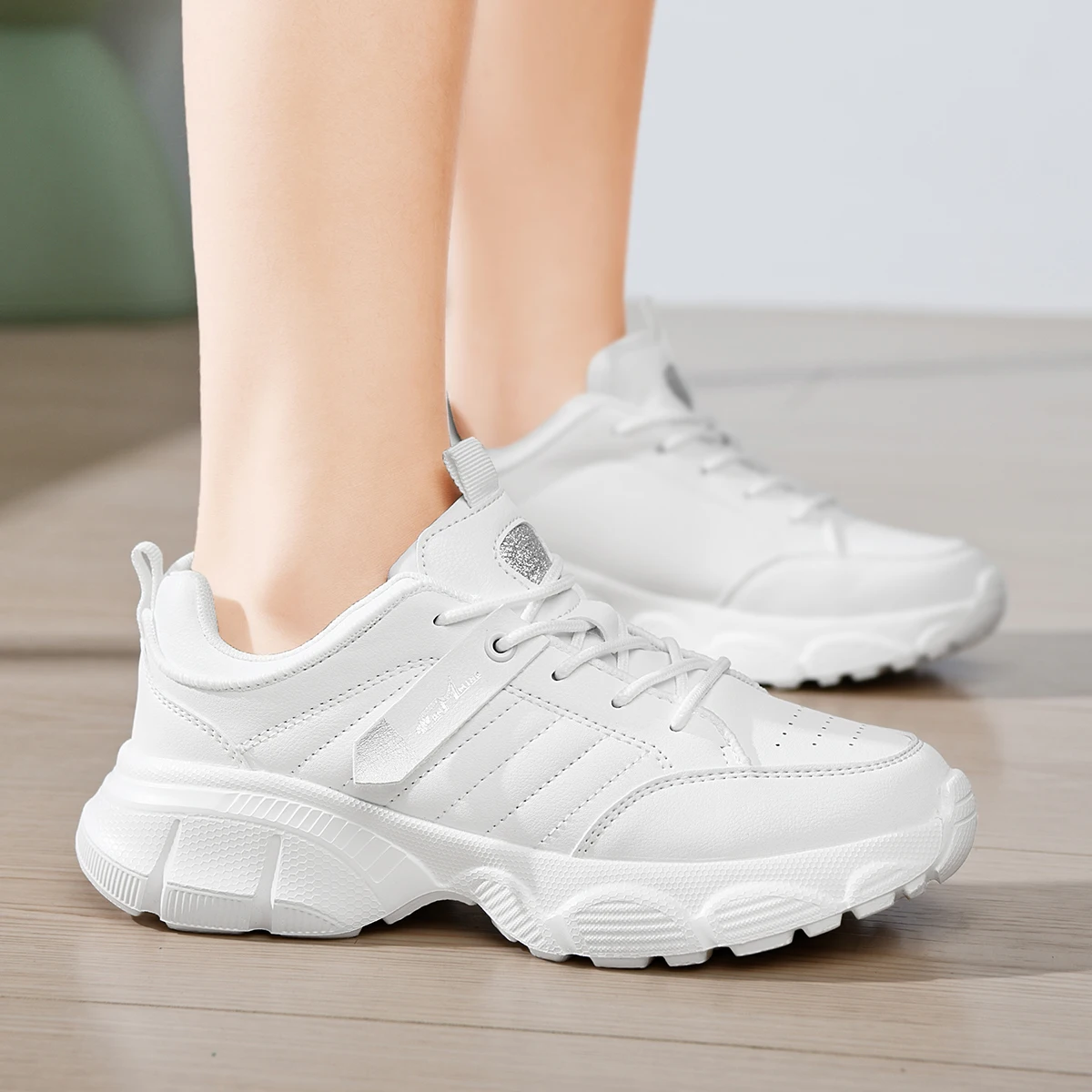 Sneaker da donna fanming 2024 scarpe da ginnastica traspiranti di nuova moda, scarpe da corsa all'aperto da donna, scarpe da trekking Casual leggere