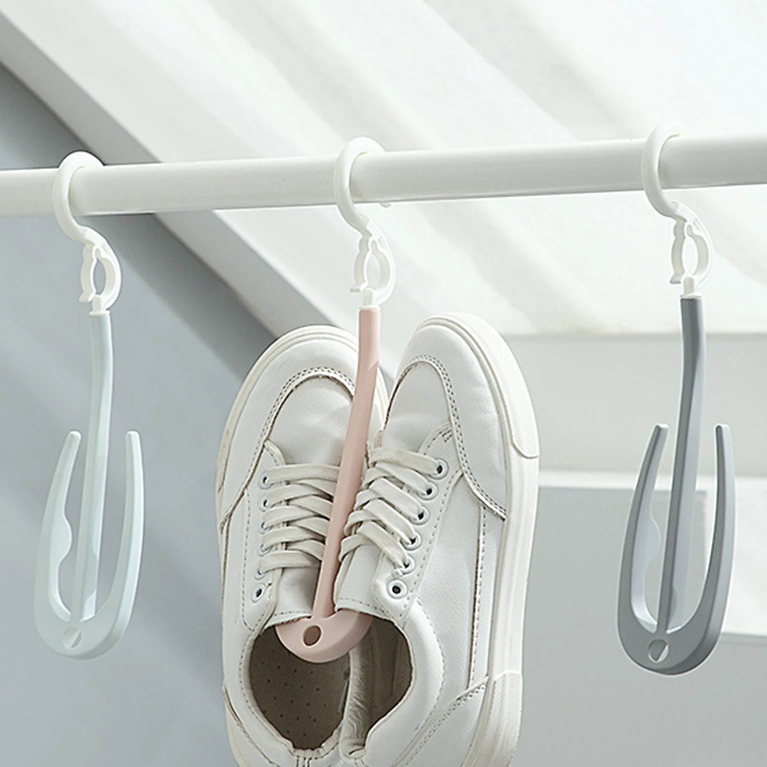 Multifunction Shoe Rack Double Hook Drying Shoes Hanger Portable Hanging Shelf 360° Rotating Slippers Storage Organizer Hooks