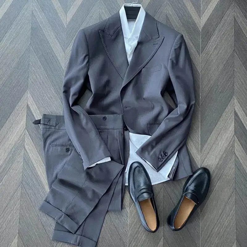 Gentleman's Elegant, Barred Collar Single-Breasted Suit Suit Men's Business Gentleman's Commuter Suit