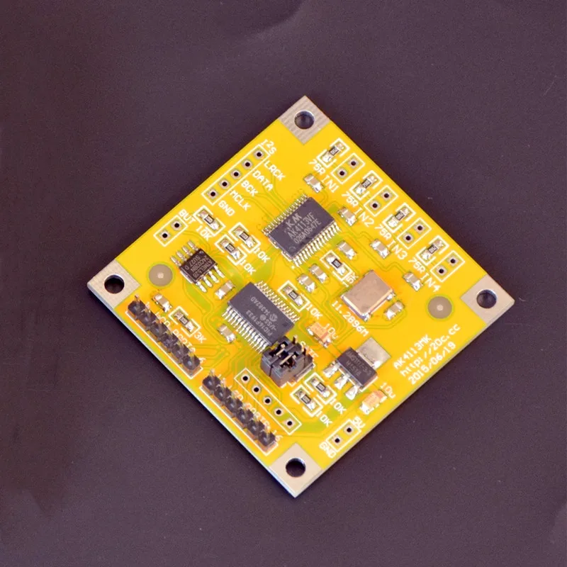 

AK4113 Digital Receiving Board SPDIF to I2S Soft Control LCD Sampling Rate Indication (Only board, without display screen)