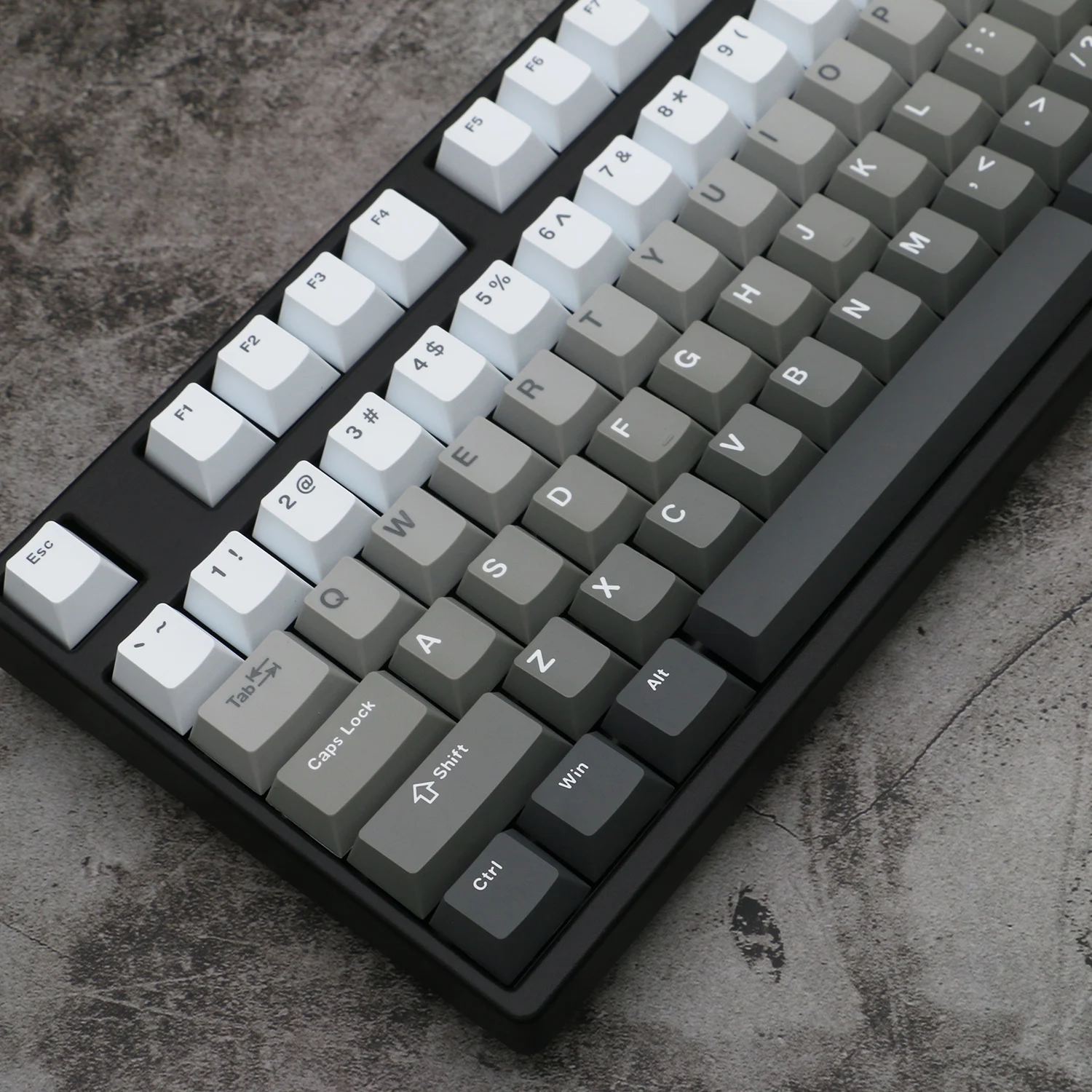 Hidden fog haze gray gradual change green PBT two-color molding mechanical keyboard cherry original height keycap 132 keys