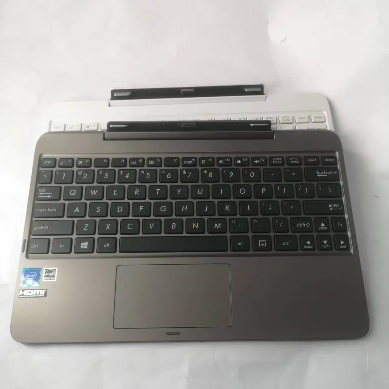 

Original Docking Keyboard Base for Asus Transformer Book T100H Dock T100HA Tablet 2-in-1 (used have scratches working fine)