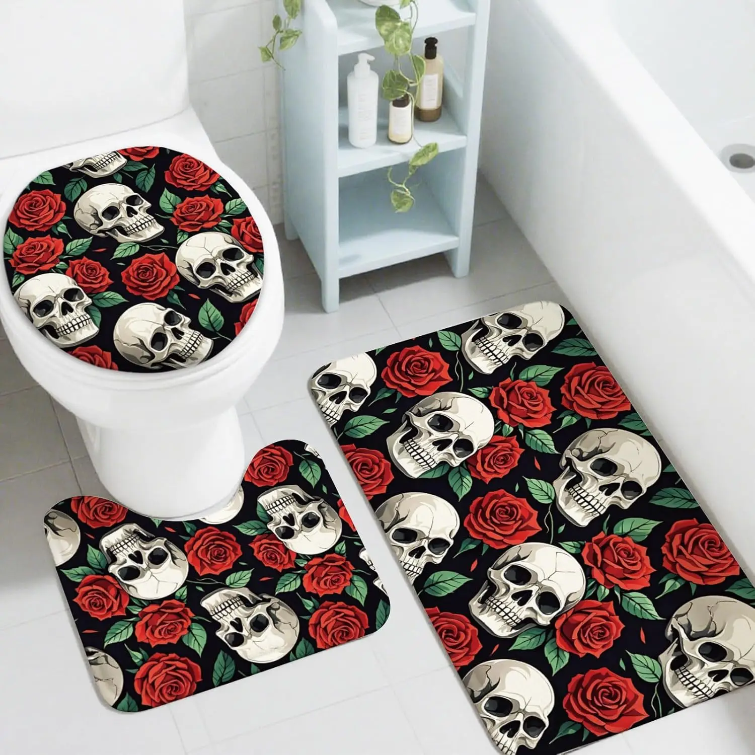 

Набор ковриков для ванной Skull & Roses – готический цветочный комплект из 3 предметов: коврик для ванной, накладка на крышку унитаза и U-образный коврик, нескользящие, моющиеся.