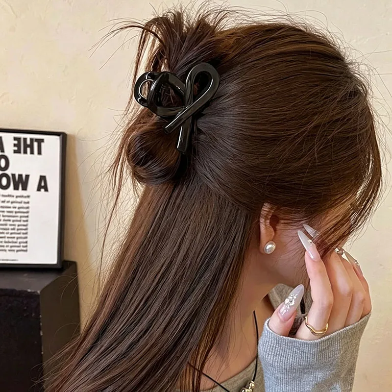 Vintage Haarspange mit geometrischer Schleife für hohe Pferdeschwänze – Haarklammer für Damen, Haarschmuck für den Hinterkopf – Detail 8