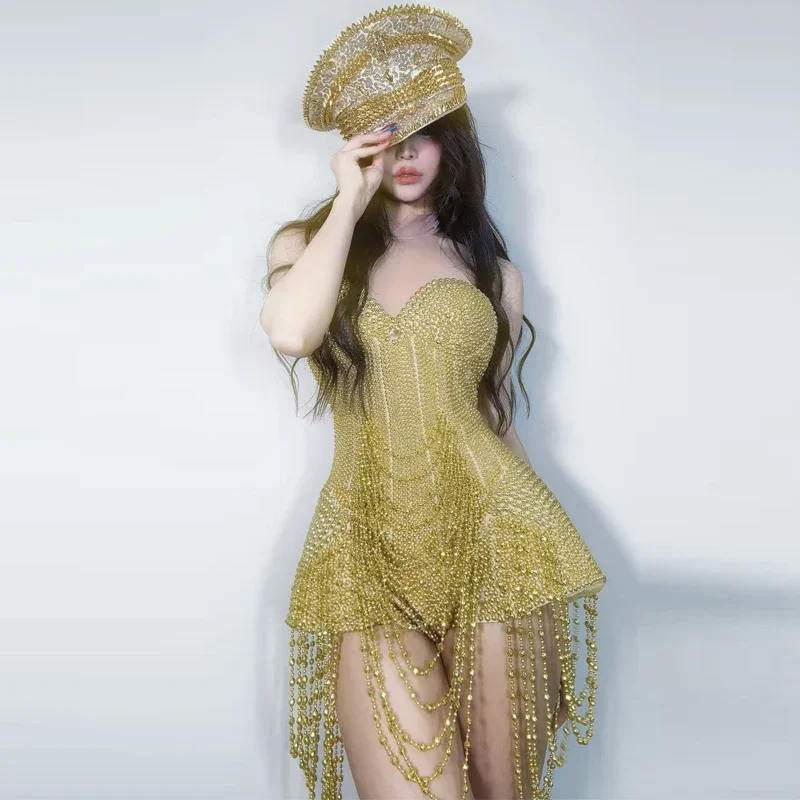 Traje de fiesta de perlas blancas y doradas, traje de Festival de cantante para mujer, disfraz de celebración, ropa para actuación en escenario, mono de lujo