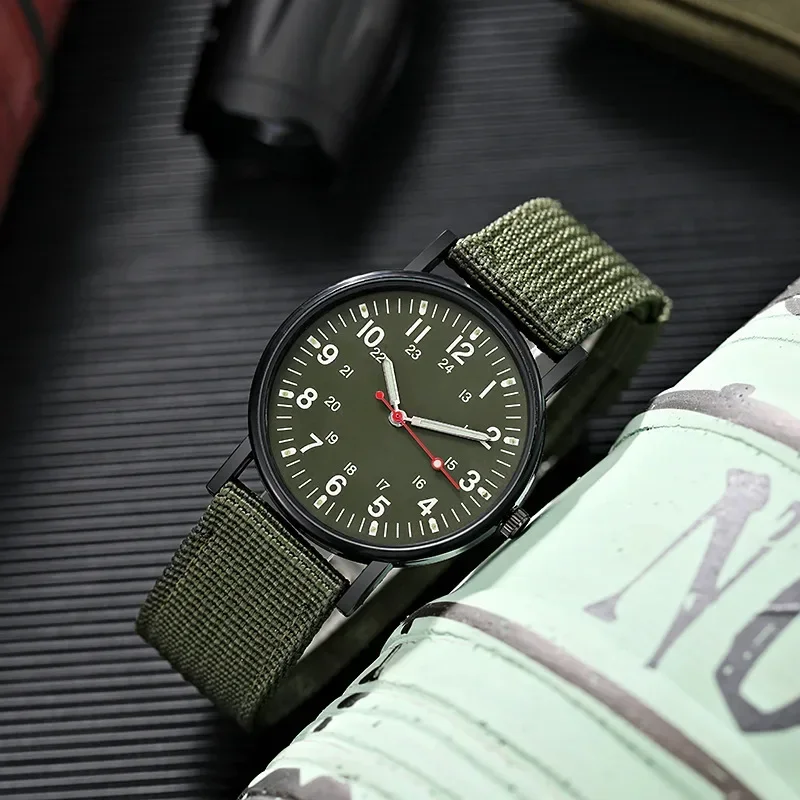 Men's Watches Luminous Shock Resistant Men Sports Watches Canvas Strap Simple Outdoor Quartz Wristwatch for Man Reloj De Hombre