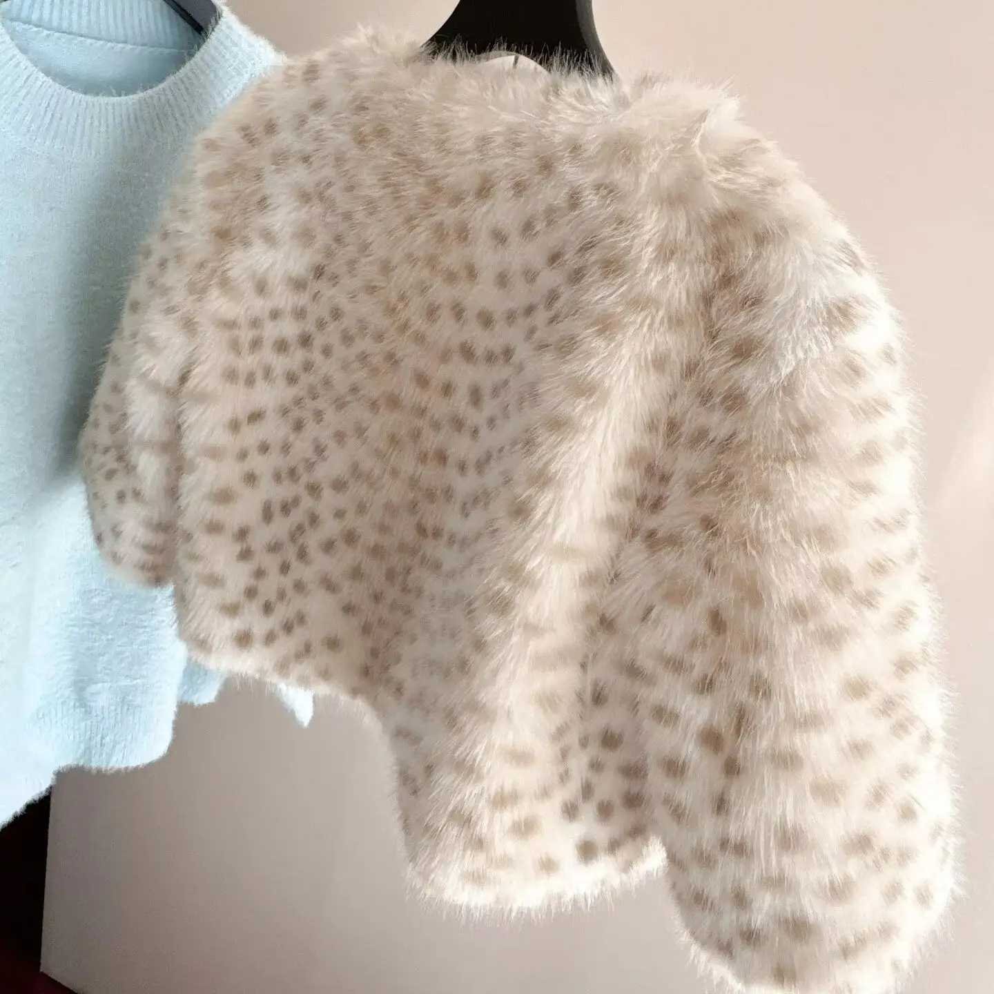 Autumn Winter Bow Lacing Up Front Leopard Dot Pattern Faux Mink Fur Cape Coat V Neck Short Sleeve Shaggy Warm Jacket Outerwear