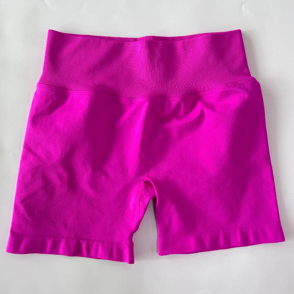 Pericic 4,5" Beinlänge Yoga-Shorts für Damen, gerippt, hohe Taille, Sportshorts, hochelastische Trainingskleidung, nahtlose Gym-Shorts – Detail 17