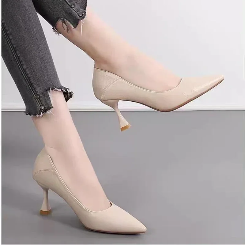 Women's high heels, pointed and elegant women's shoes, 2024 summer luxury women's shoes trend, social promotion hotspots