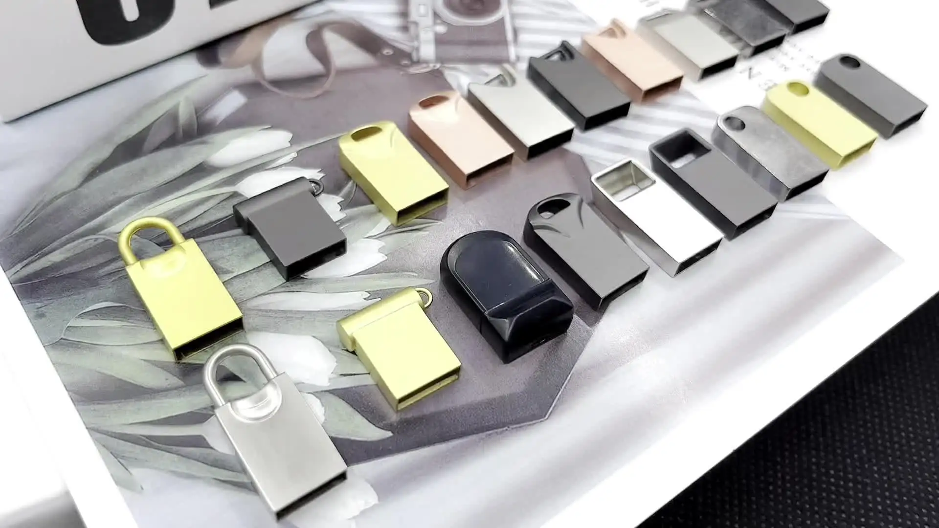 حار بيع سوبر ميني محرك فلاش USB مقاوم للماء بندريف 64 جيجابايت 32 جيجابايت 16 جيجابايت 8 جيجابايت 4 جيجابايت القدرة الحقيقية USB 2.0 ذاكرة عصا Thumbdrive