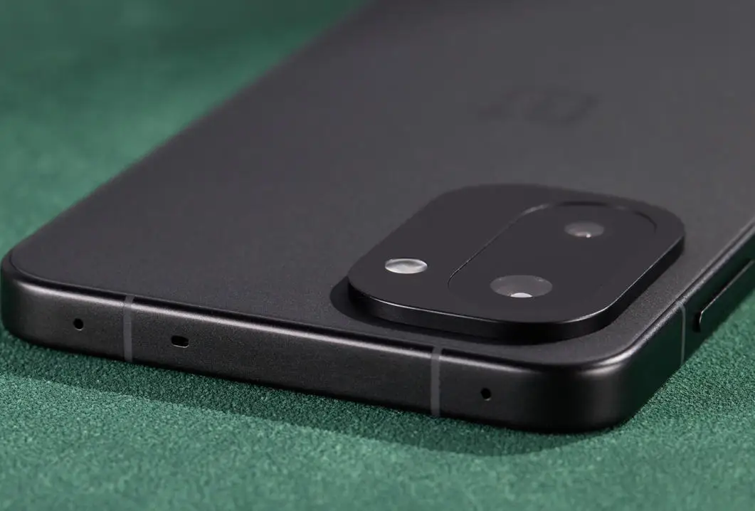 OnePlus Ace 6T 5G Unlocked Snapdragon8 Gen5 6.83 inch AMOLED 165HZ 8300mAh SuperVOOC100W Charge 50MP Google ColorOS16 ACE6t