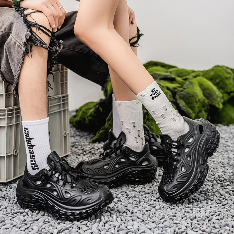 Couple Sandals For Men New Fashion 2025 Summer Outdoor Hole Shoes for Women Sandals Sandalias Hombre Sandalias De Mujer image 5