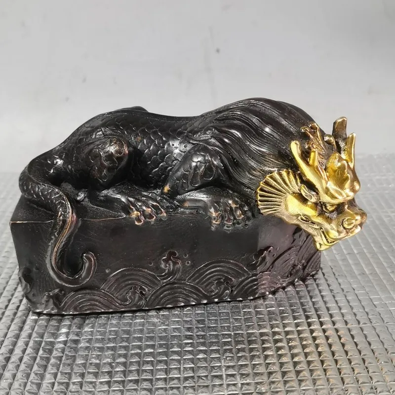 Gilt Brass Pixiu Water-Repelling and Wealth-Attracting Figurine, Desktop Tea Pet Art Ornament