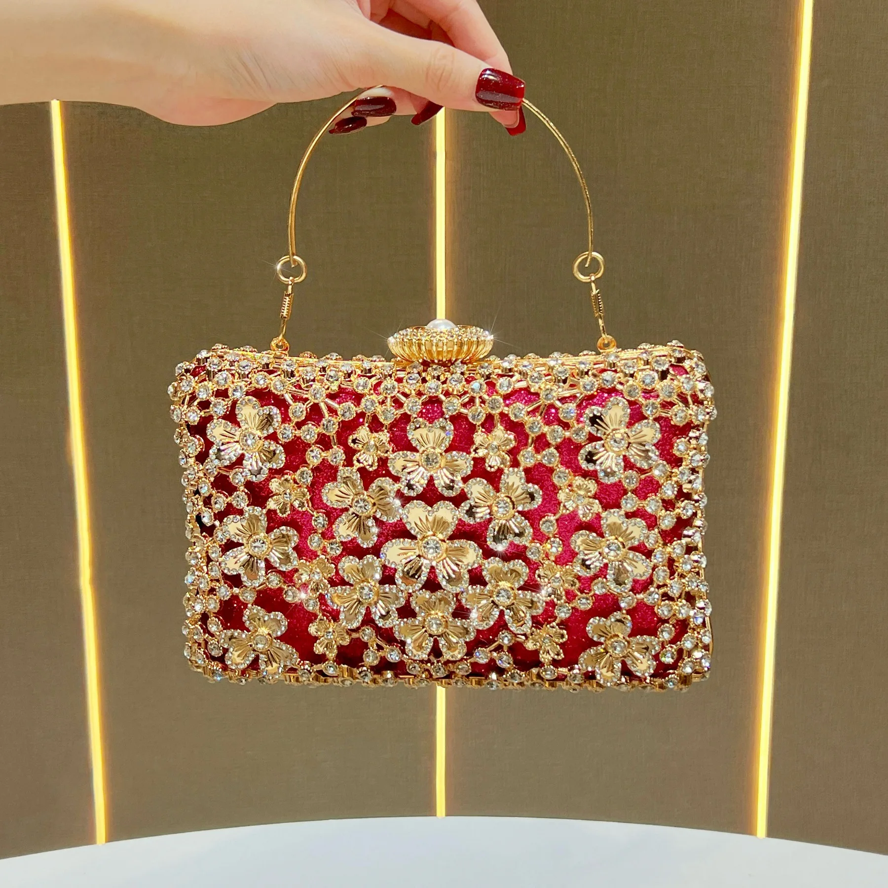 high-end dress dinner  celebrity heavy industry exquisite handbag fashionable luxury diamond-encrusted clutch  women's bag