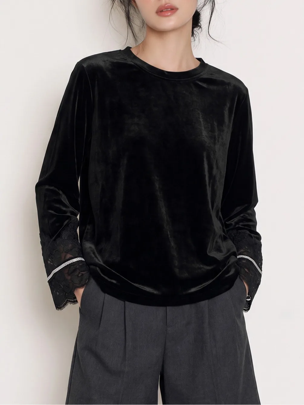 New Chinese Style Lace Black Velvet T-Shirt Large Size Women's Fashion Autumn New Long Sleeve round Neck Base Top