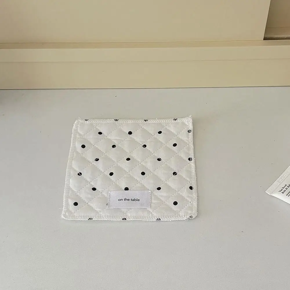 Cute Cotton Heart Shaped Placemat Quilted Insulated Polka Dot Placemat Kitchen Table Mat Table Decor
