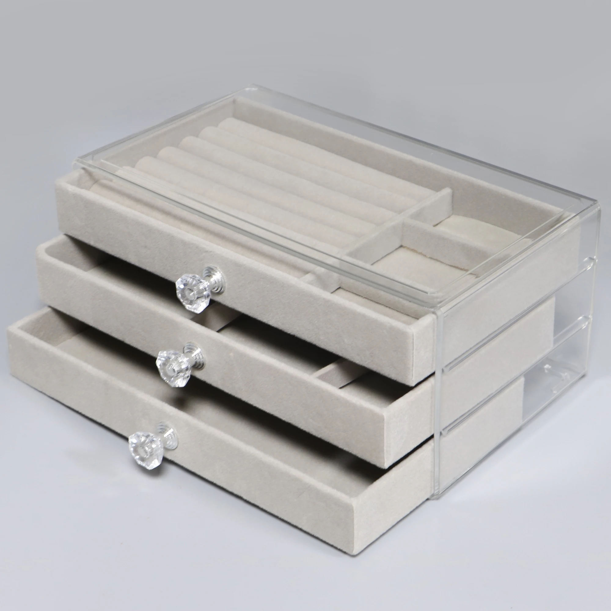 

1 High-Capacity 3-Layer Flannel Jewelry Box Drawer – Storage for Earrings, Necklaces & Rings