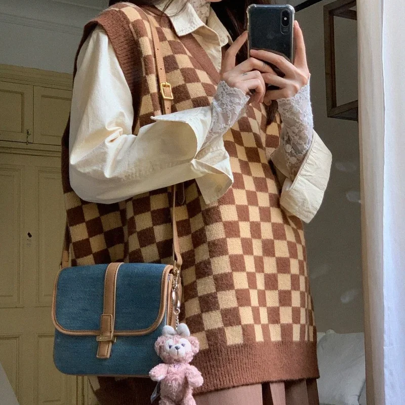 Vintage Checkerboard Plaid Knitted Sweater Vest Preppy Style Women Loose Casual Vest Spring Autumn Warm Tops Classic Sweaters