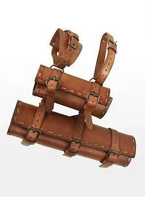 Medievale doppia spada guaina fodero in pelle cintura in vita gancio Vintage pugnale rana supporto per gli uomini Larp cavaliere Costume accessorio