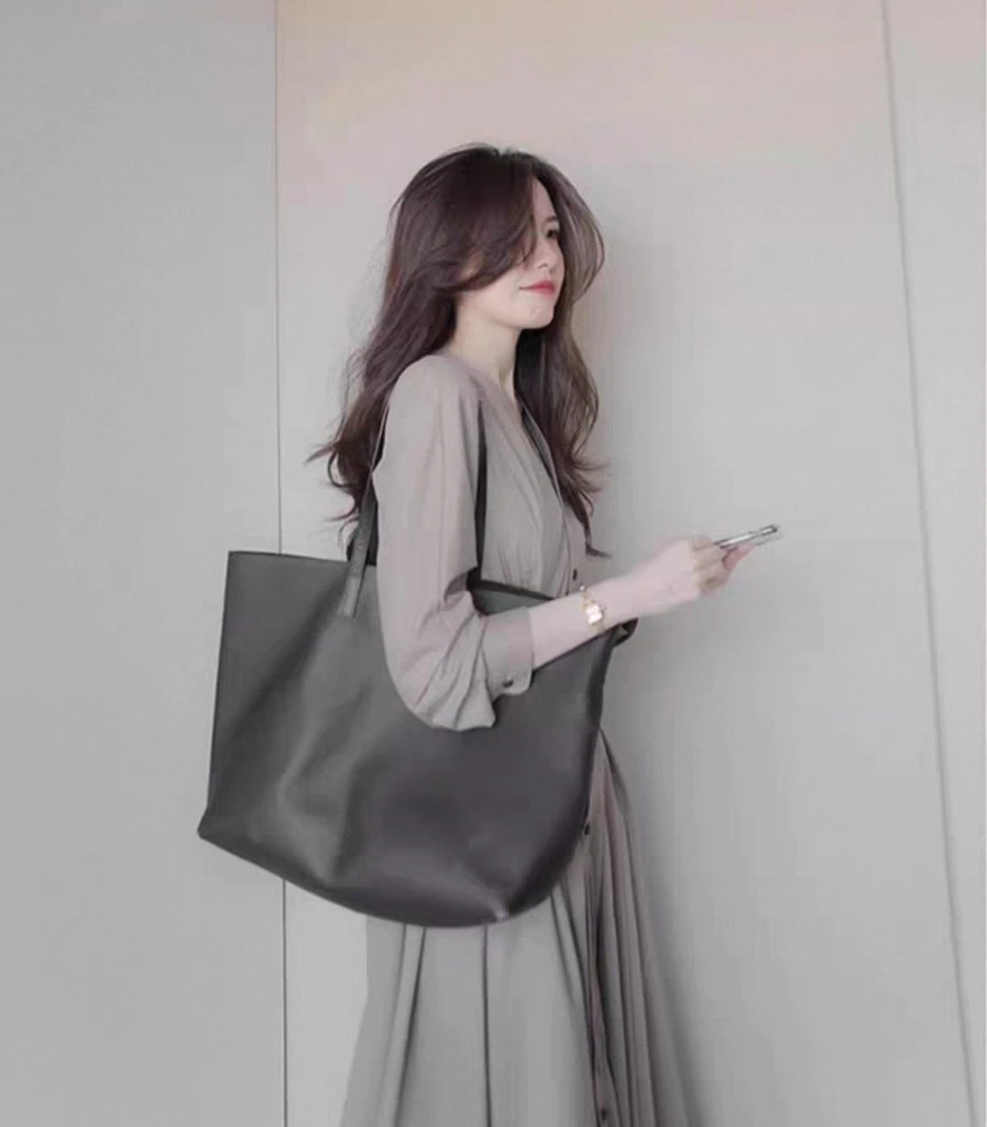 Dresses Womens Dress Of Wedding Spring Satin Inlaid Pleated Midi Soiree Banquet Artistic Fashionable Embroider Elegant High-End